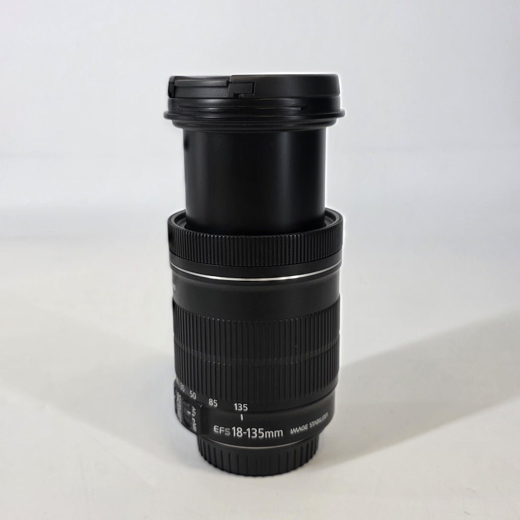 Canon EF-S 18-135mm Black