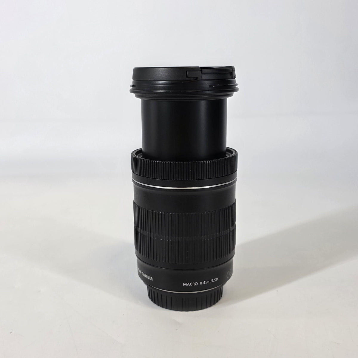 Canon EF-S 18-135mm Black