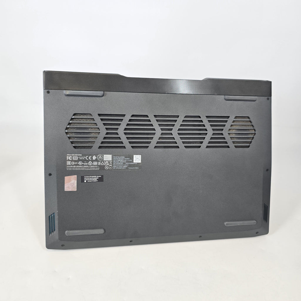 Lenovo IdeaPad Gaming 3 15.6 Gray 3.3 GHz AMD Ryzen 5 6600H 32GB RAM 2TB Solid State Drive 256GB Solid State Drive NVIDIA GeForce RTX 3050 4 GB