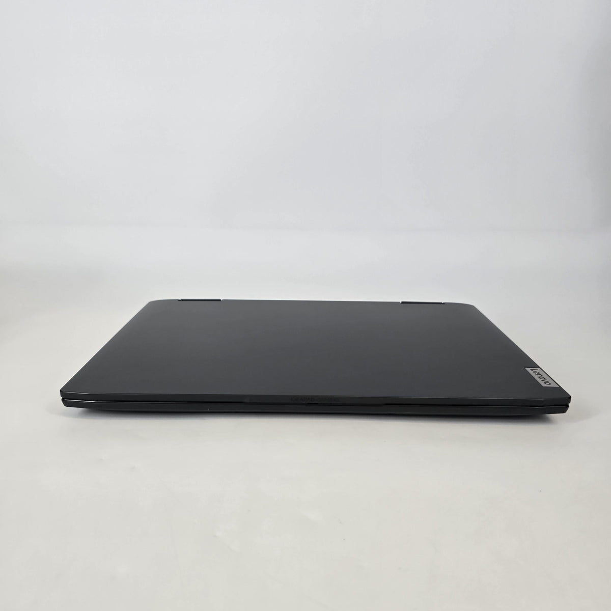 Lenovo IdeaPad Gaming 3 15.6 Gray 3.3 GHz AMD Ryzen 5 6600H 32GB RAM 2TB Solid State Drive 256GB Solid State Drive NVIDIA GeForce RTX 3050 4 GB