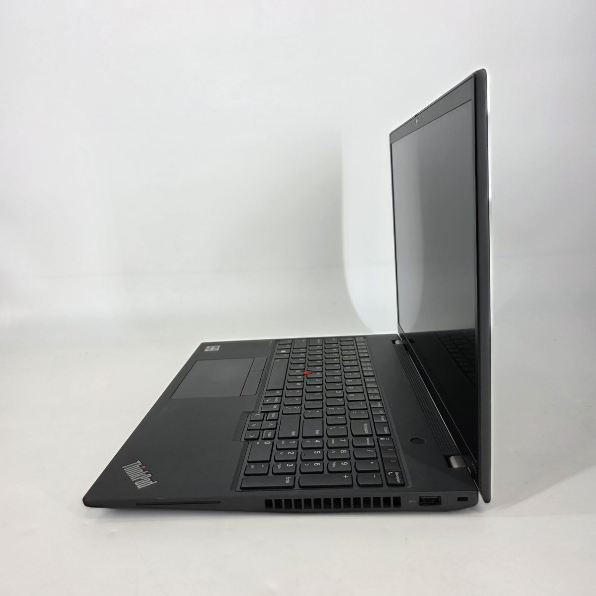 Lenovo ThinkPad P16s Gen 2 Black 3.2 GHz AMD Ryzen 5 Pro 7545U 32GB RAM 1TB Solid State Drive