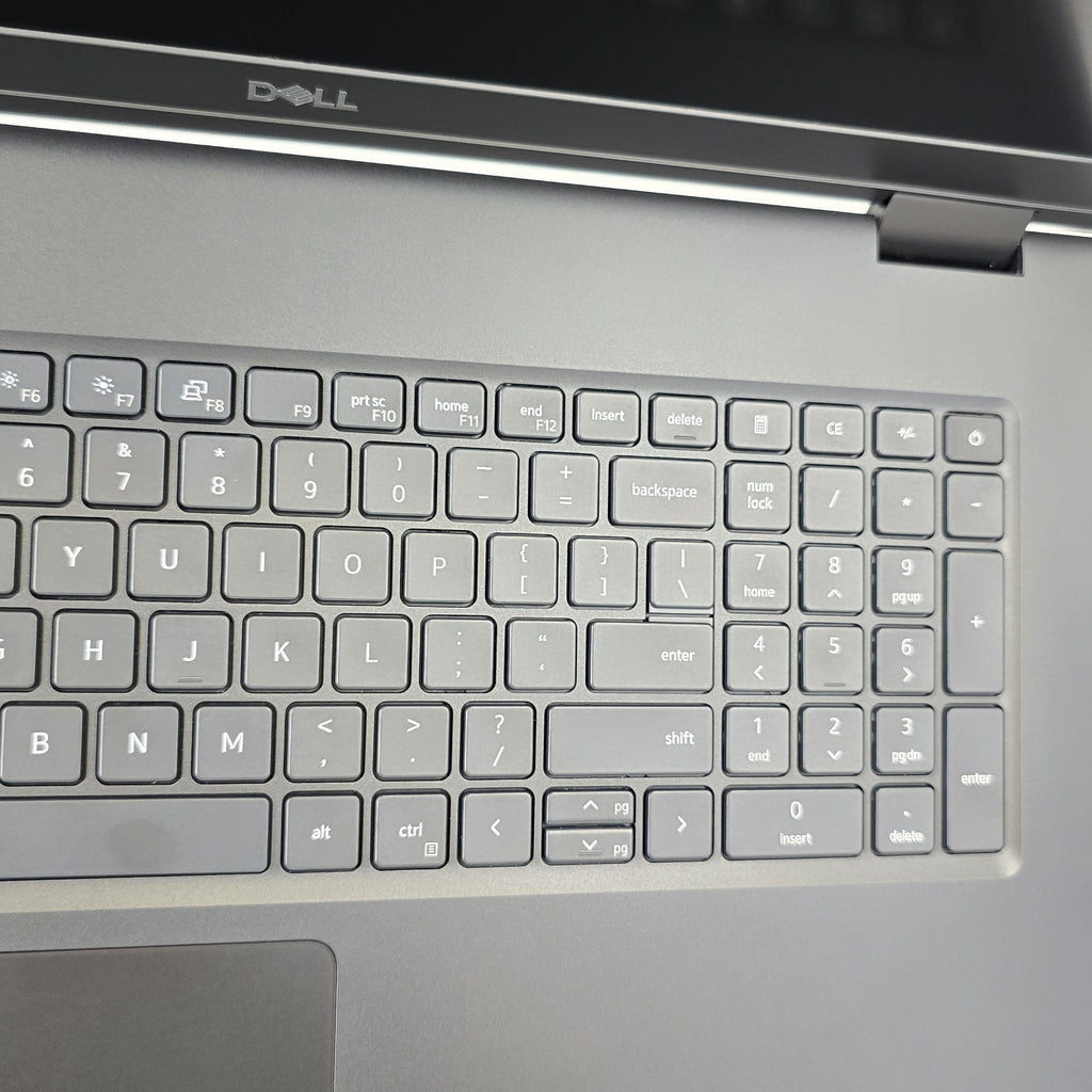 Dell Precision 7780 17.3 Gray 2.1 GHz Intel Core i7 13th Gen. 32GB RAM 256GB Solid State Drive
