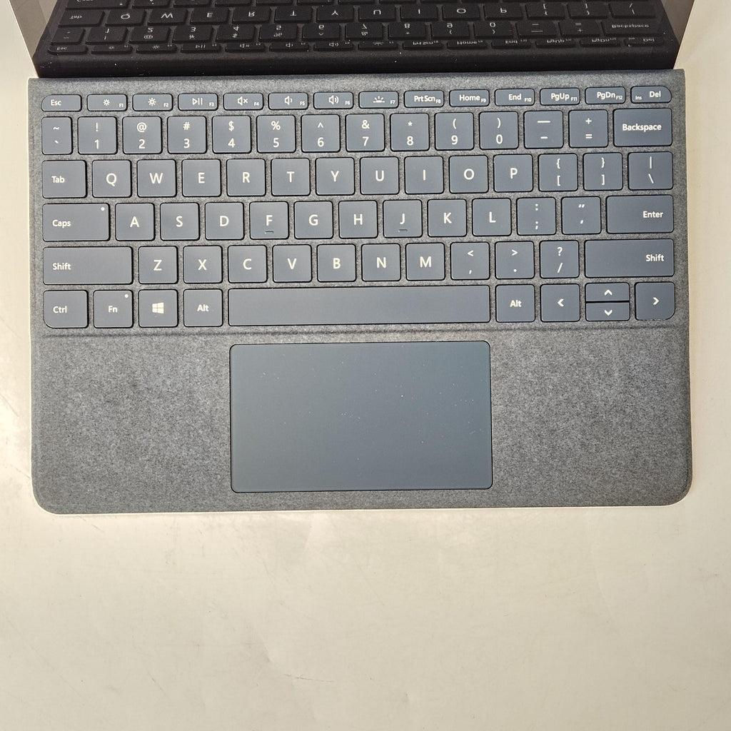 Microsoft Surface Go 2 10.5 WiFi 1.1 GHz Intel Core m3 8100Y 8GB RAM 128GB Solid State Drive