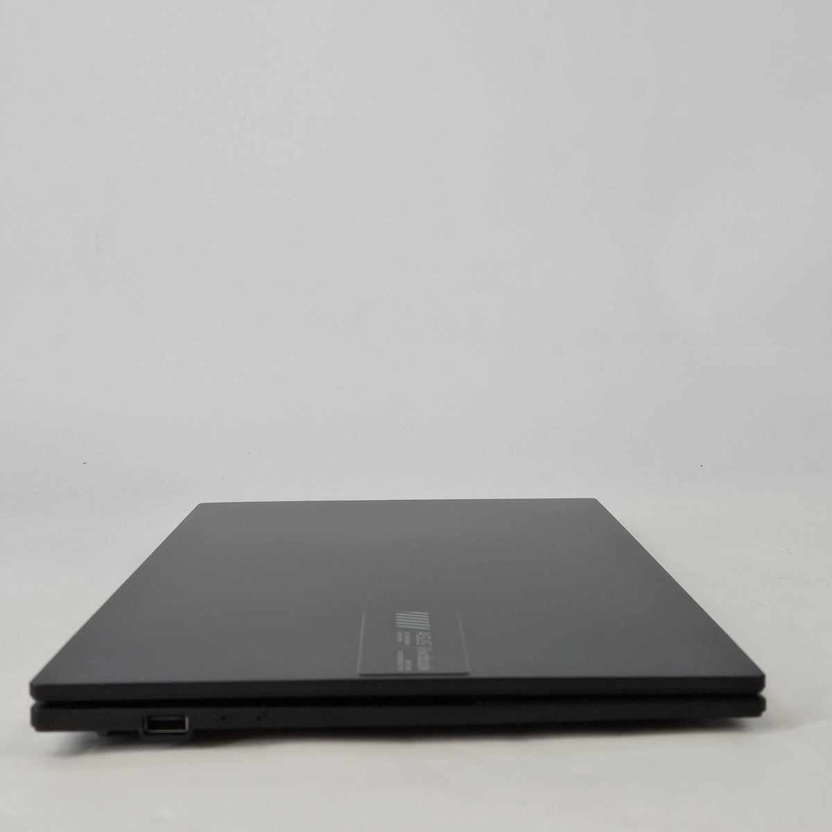 Asus Vivobook Go 15.6 AMD Ryzen 3 7320U 8GB RAM 128GB Solid State Drive