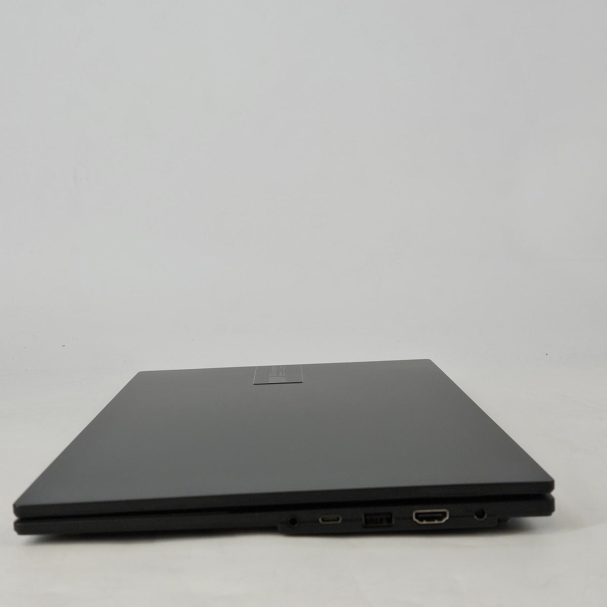 Asus Vivobook Go 15.6 AMD Ryzen 3 7320U 8GB RAM 128GB Solid State Drive