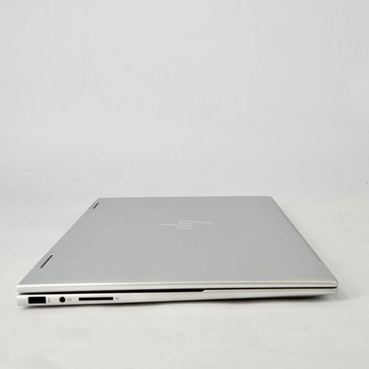 HP Envy x360 15.6 Silver 1.3 GHz Intel Core i5 12th Gen. 8GB RAM 256GB Solid State Drive