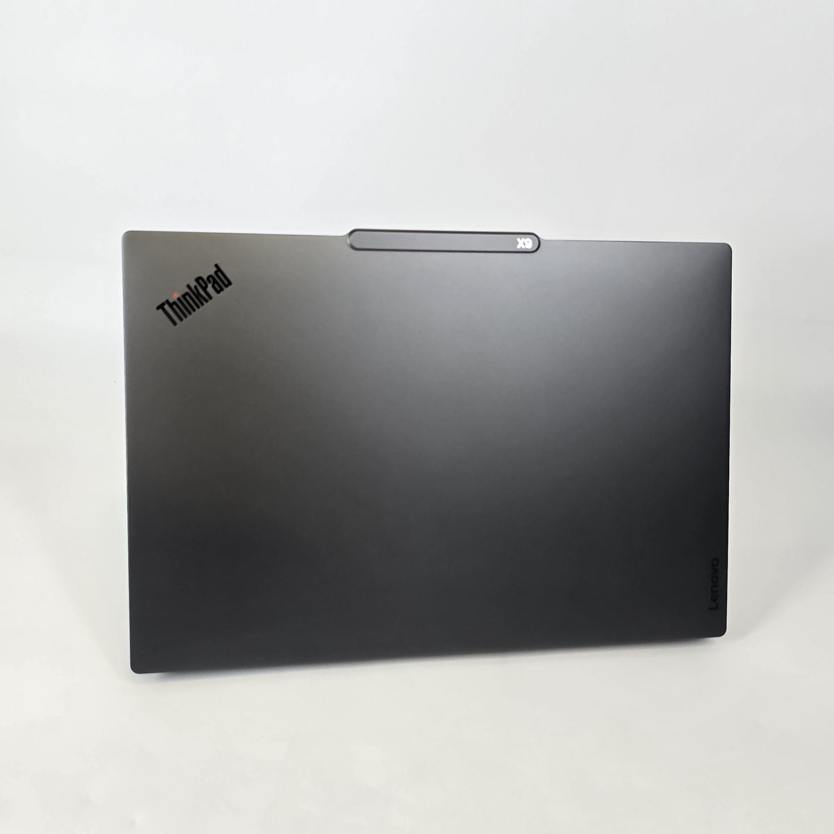 Lenovo ThinkPad X9 14 Gray 2.2 GHz Intel Core Ultra 7 Series 2 32GB RAM 1TB Solid State Drive