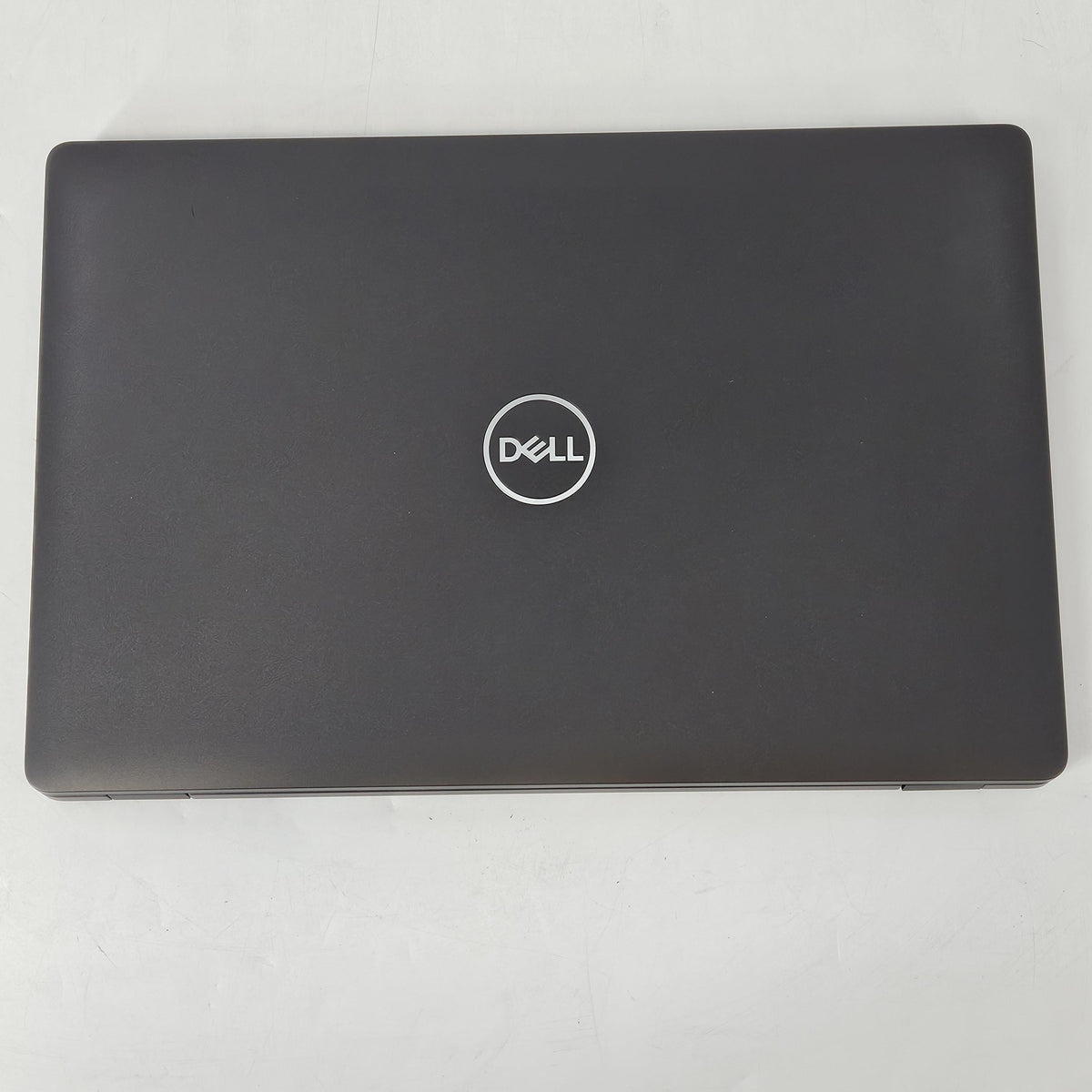 Dell Latitude 5500 15.6 Gray 1.9 GHz Intel Core i7 8th Gen. 16GB RAM 512GB Solid State Drive