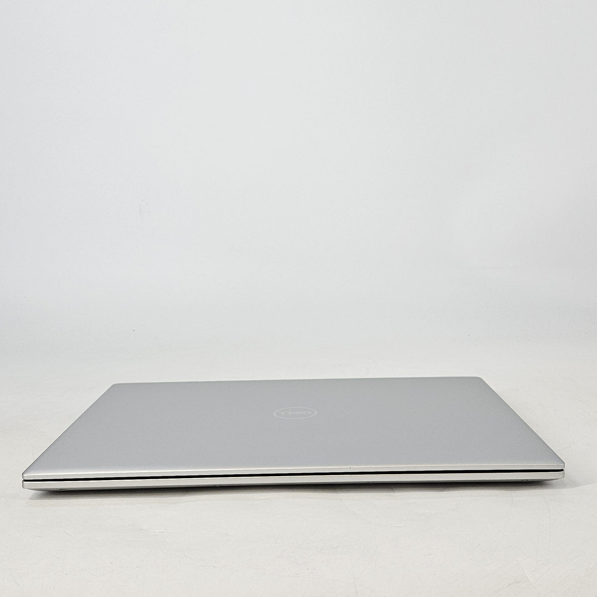 Dell Inspiron Plus 7630 16 Silver 2.4 GHz Intel Core i7 13th Gen. 16GB RAM 1TB Solid State Drive NVIDIA GeForce RTX 4060 8 GB