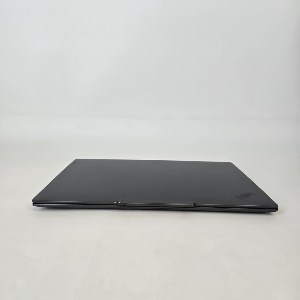 Lenovo ThinkPad X9 14 Gray 2.2 GHz Intel Core Ultra 7 Series 2 32GB RAM 1TB Solid State Drive
