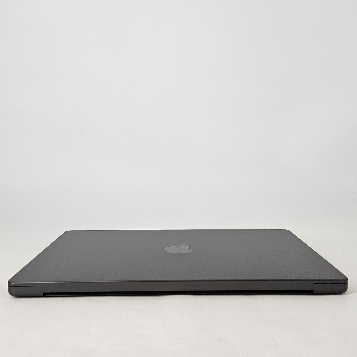 MacBook Pro 16 2024 Space Black M4 Max 16-Core CPU 128GB Unified Memory 1TB Solid State Drive 40-Core GPU