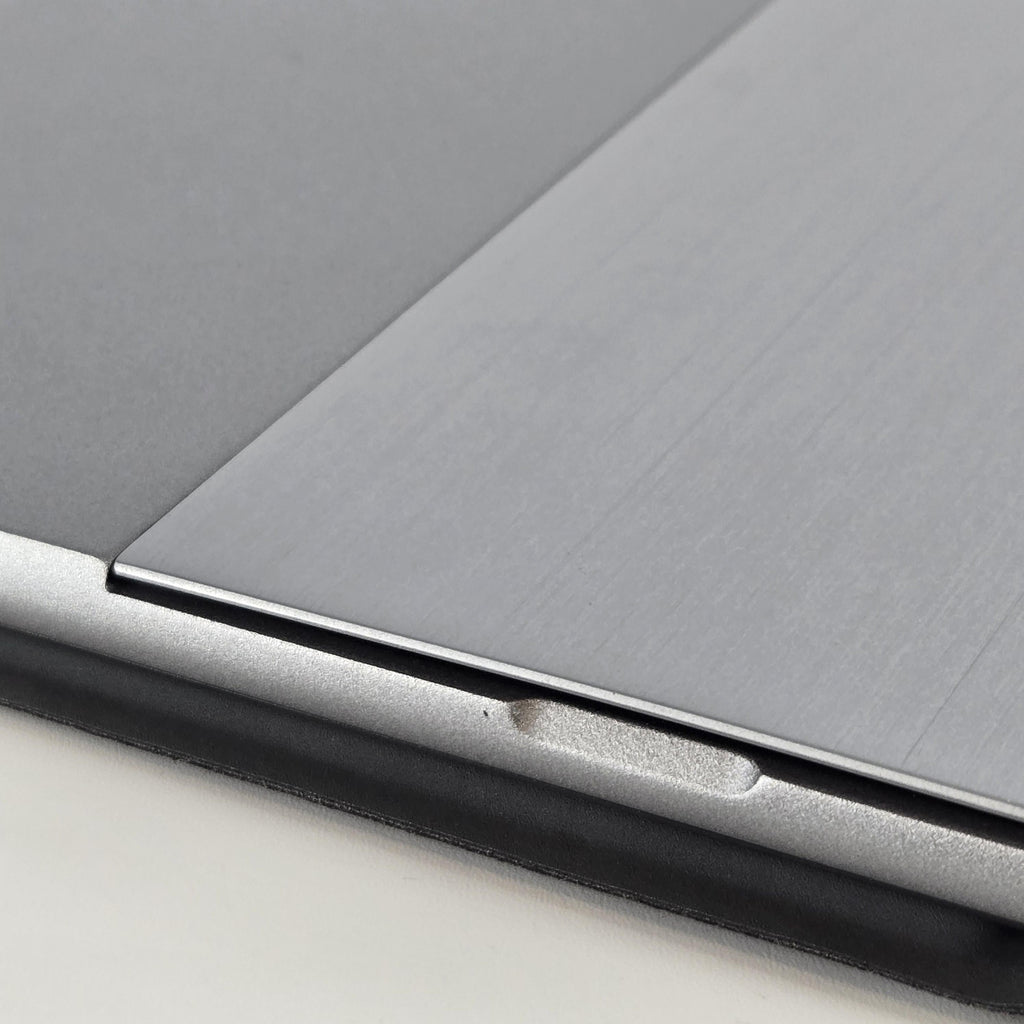 Dell Latitude 7320 (Detachable) 13.3 Gray 1.3 GHz Intel Core i7 11th Gen. 16GB RAM 512GB Solid State Drive