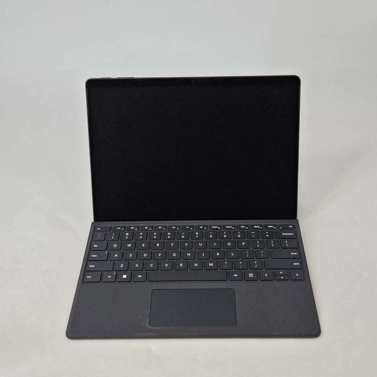 Surface Pro 9 13 Graphite WiFi 2.6 GHz Intel Core i7 12th Gen. 16GB RAM 256GB Solid State Drive