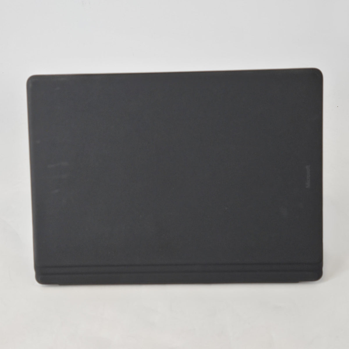 Surface Pro 9 13 Graphite WiFi 2.6 GHz Intel Core i7 12th Gen. 16GB RAM 256GB Solid State Drive
