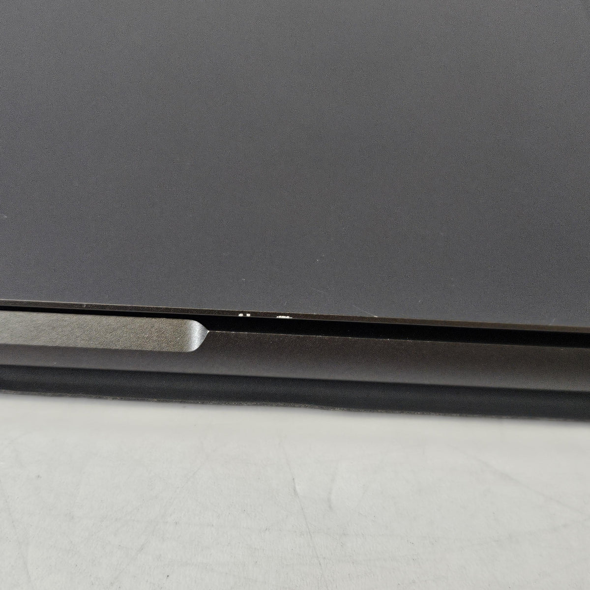 Surface Pro 9 13 Graphite WiFi 2.6 GHz Intel Core i7 12th Gen. 16GB RAM 256GB Solid State Drive
