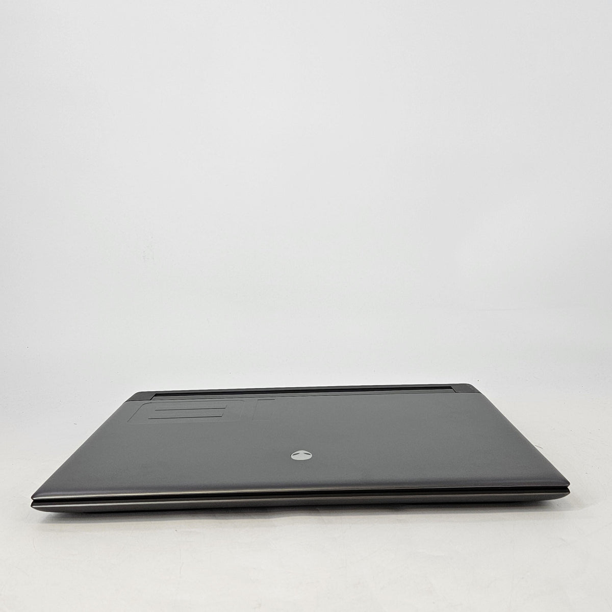 Alienware M18 R2 Black 2.2 GHz Intel Core i7 14th Gen. 16GB RAM 512GB Solid State Drive NVIDIA GeForce RTX 4060 8 GB