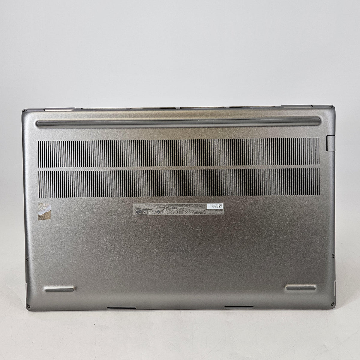 Dell Precision 7780 17.3 Gray 2.2 GHz Intel Core i9 13th Gen. 128GB RAM 2TB Solid State Drive NVIDIA RTX 5000 Ada 16 GB