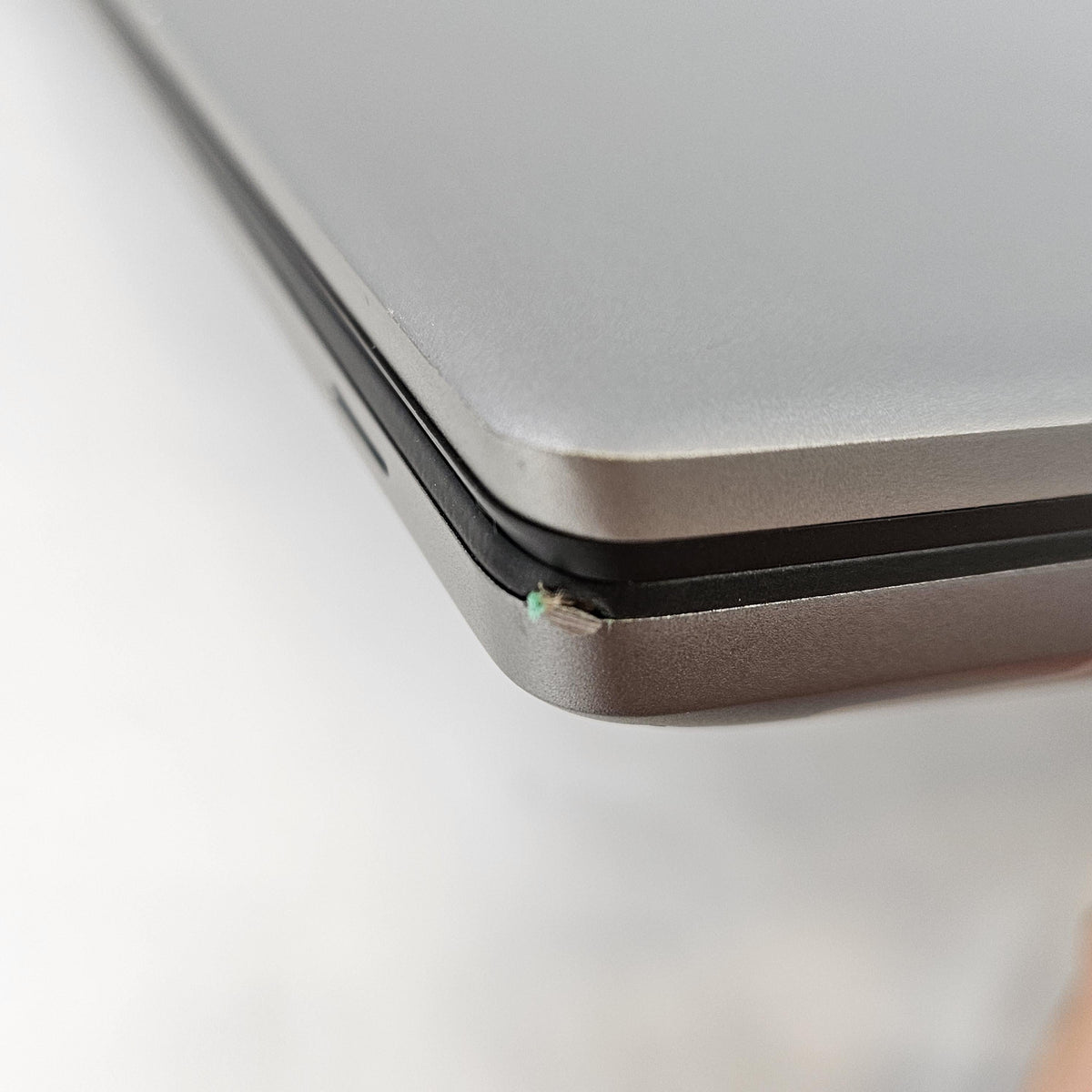 Dell Precision 7780 17.3 Gray 2.2 GHz Intel Core i9 13th Gen. 128GB RAM 2TB Solid State Drive NVIDIA RTX 5000 Ada 16 GB