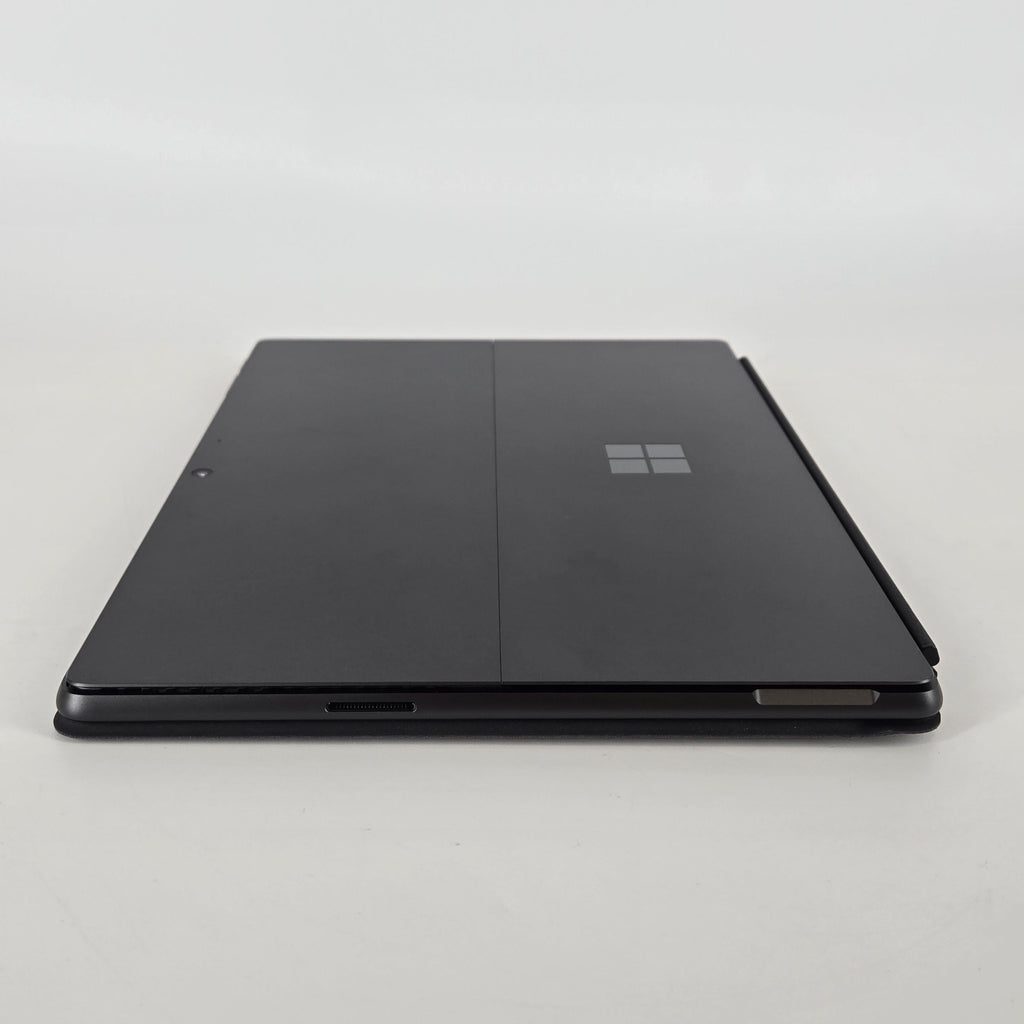 Microsoft Surface Pro 11 13 Black WiFi 3.4 GHz Qualcomm Snapdragon X Plus 16GB RAM 512GB Solid State Drive