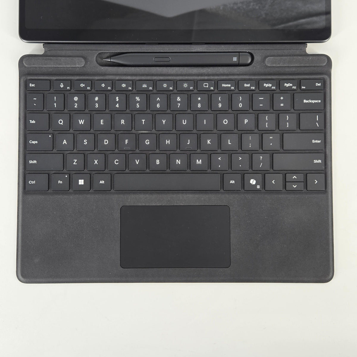 Microsoft Surface Pro 11 13 Black WiFi 3.4 GHz Qualcomm Snapdragon X Plus 16GB RAM 512GB Solid State Drive