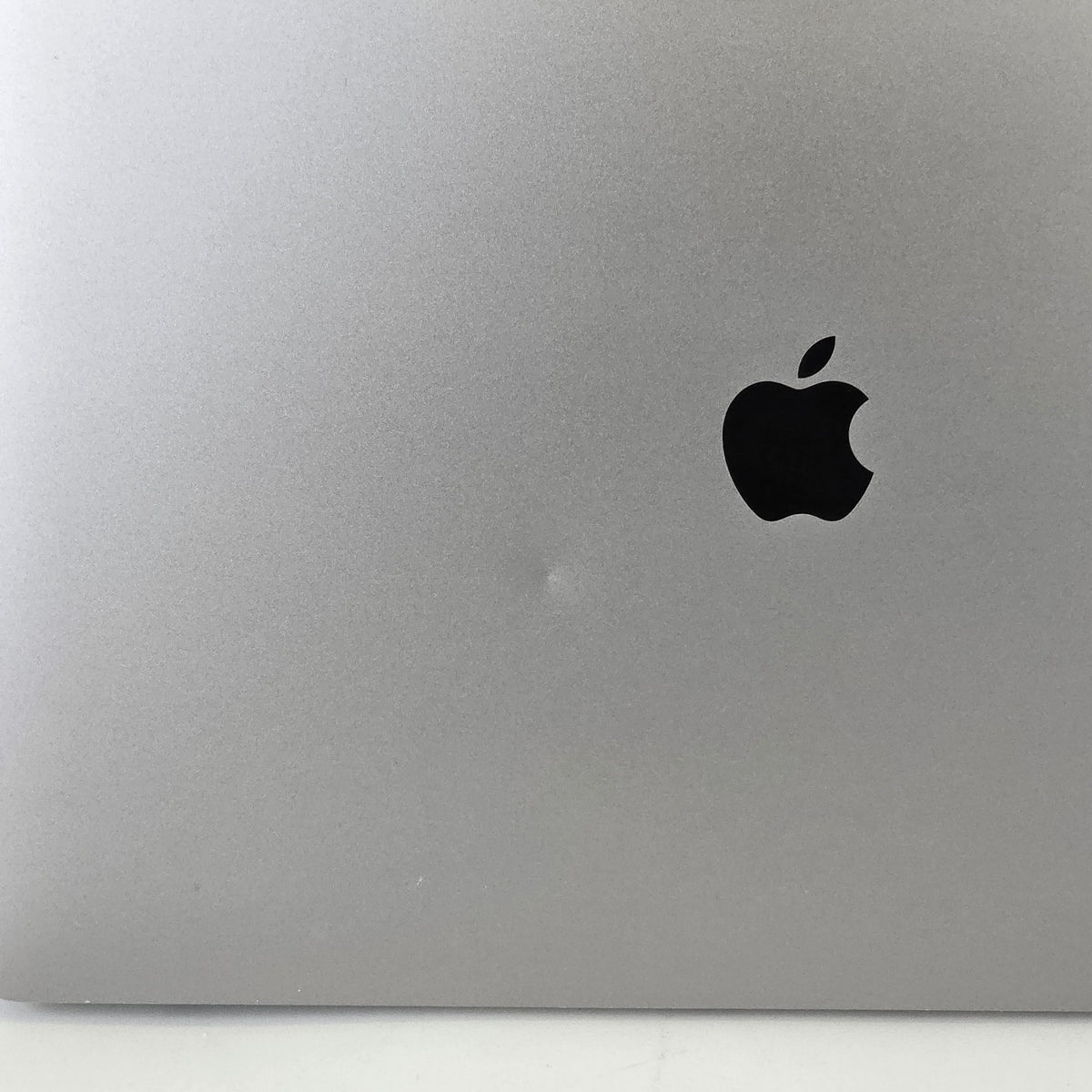 Apple MacBook Pro 16 Touch Bar 2019 Space Gray 2.4 GHz Intel Core i9 9th Gen. 64GB RAM 4TB Solid State Drive AMD Radeon Pro 5500M 8 GB
