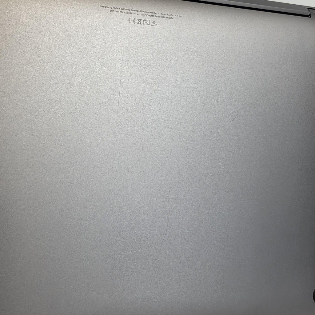 Apple MacBook Pro 16 Touch Bar 2019 Space Gray 2.4 GHz Intel Core i9 9th Gen. 64GB RAM 4TB Solid State Drive AMD Radeon Pro 5500M 8 GB