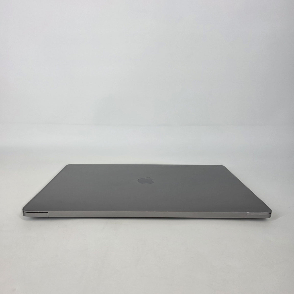 Apple MacBook Pro 16 Touch Bar 2019 Space Gray 2.4 GHz Intel Core i9 9th Gen. 64GB RAM 4TB Solid State Drive AMD Radeon Pro 5500M 8 GB