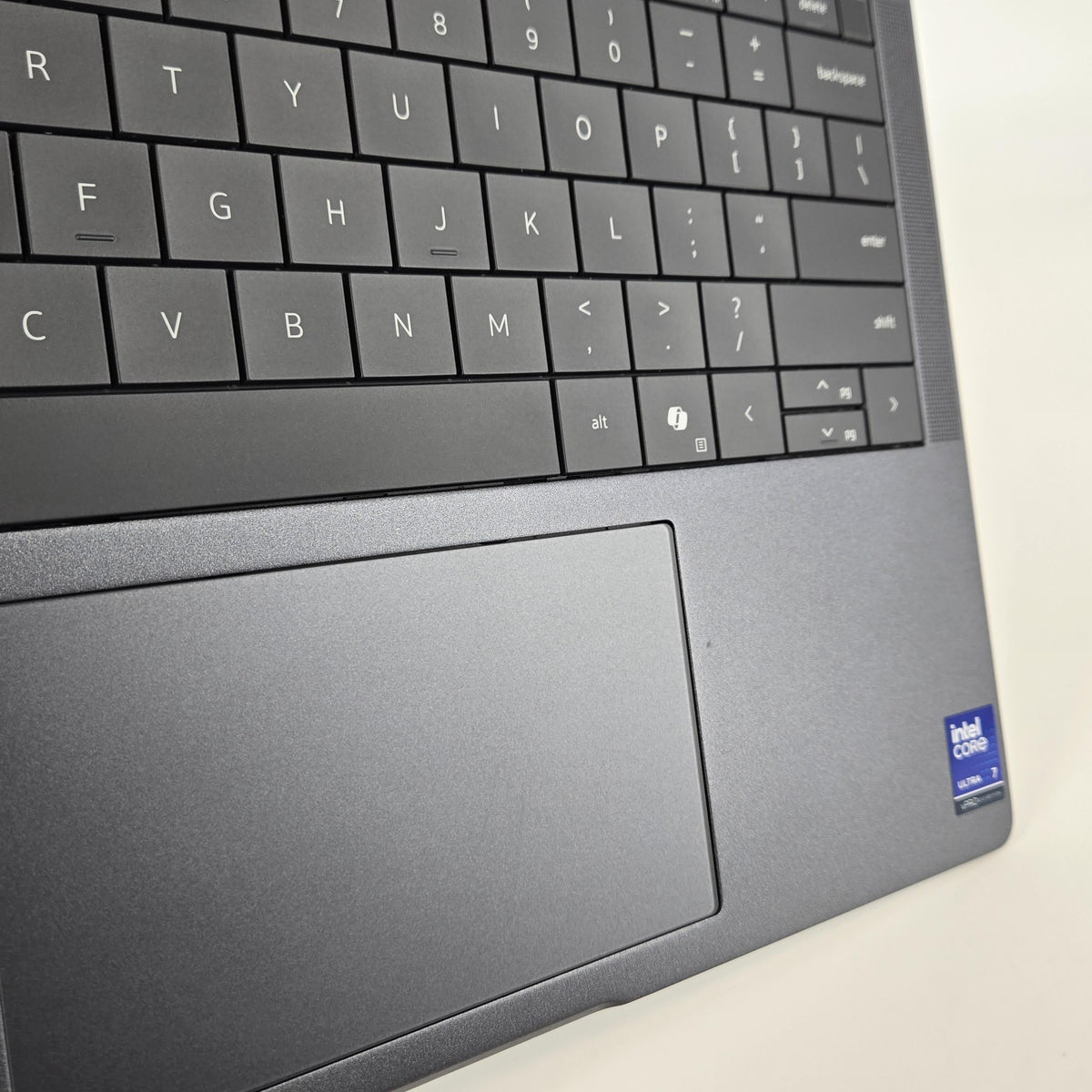 Pro 14 Premium PA14250 Black 2.2 GHz Intel Core Ultra 7 Series 2 32GB RAM 512GB Solid State Drive