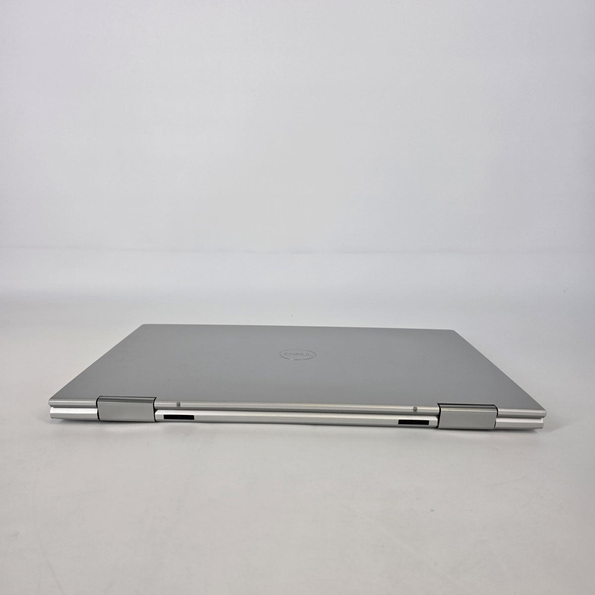 Dell Inspiron 7506 (2-in-1) 15.6 Silver 2.8 GHz Intel Core i7 11th Gen. 16GB RAM 512GB Solid State Drive