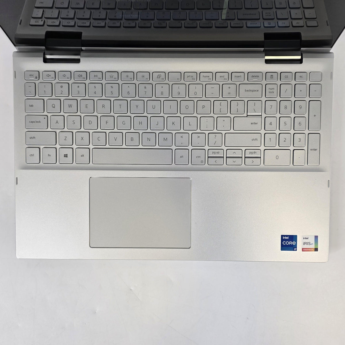 Dell Inspiron 7506 (2-in-1) 15.6 Silver 2.8 GHz Intel Core i7 11th Gen. 16GB RAM 512GB Solid State Drive