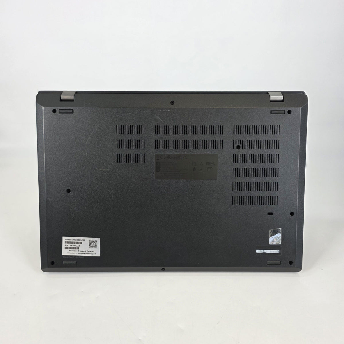 Lenovo ThinkPad T15p Gen 3 Black 2.3 GHz Intel Core i5 12th Gen. 16GB RAM 1TB Solid State Drive NVIDIA GeForce RTX 3050 4 GB