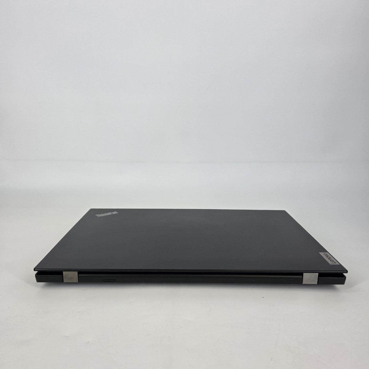 Lenovo ThinkPad T15p Gen 3 Black 2.3 GHz Intel Core i5 12th Gen. 16GB RAM 1TB Solid State Drive NVIDIA GeForce RTX 3050 4 GB