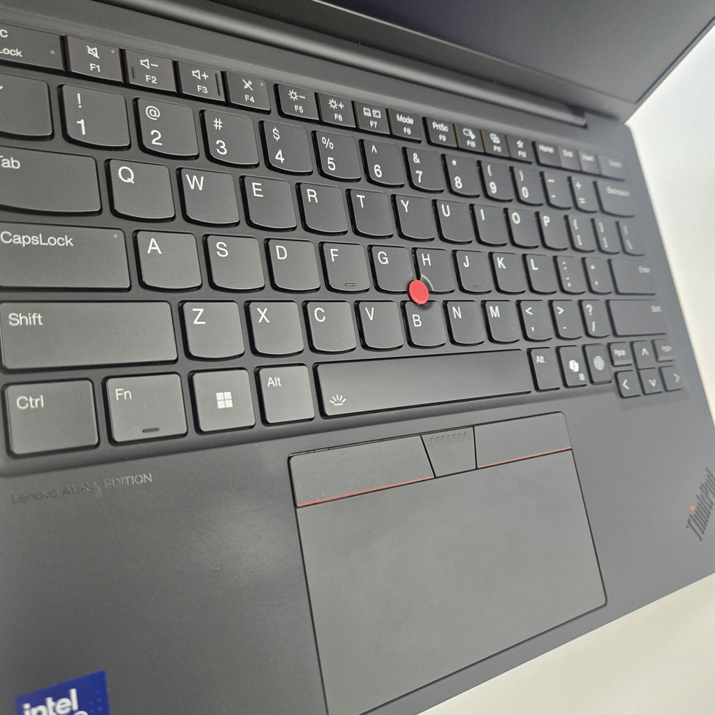 Lenovo ThinkPad X1 Carbon Gen 13 14 Gray 2.2 GHz Intel Core Ultra 7 Series 2 32GB RAM 1TB Solid State Drive