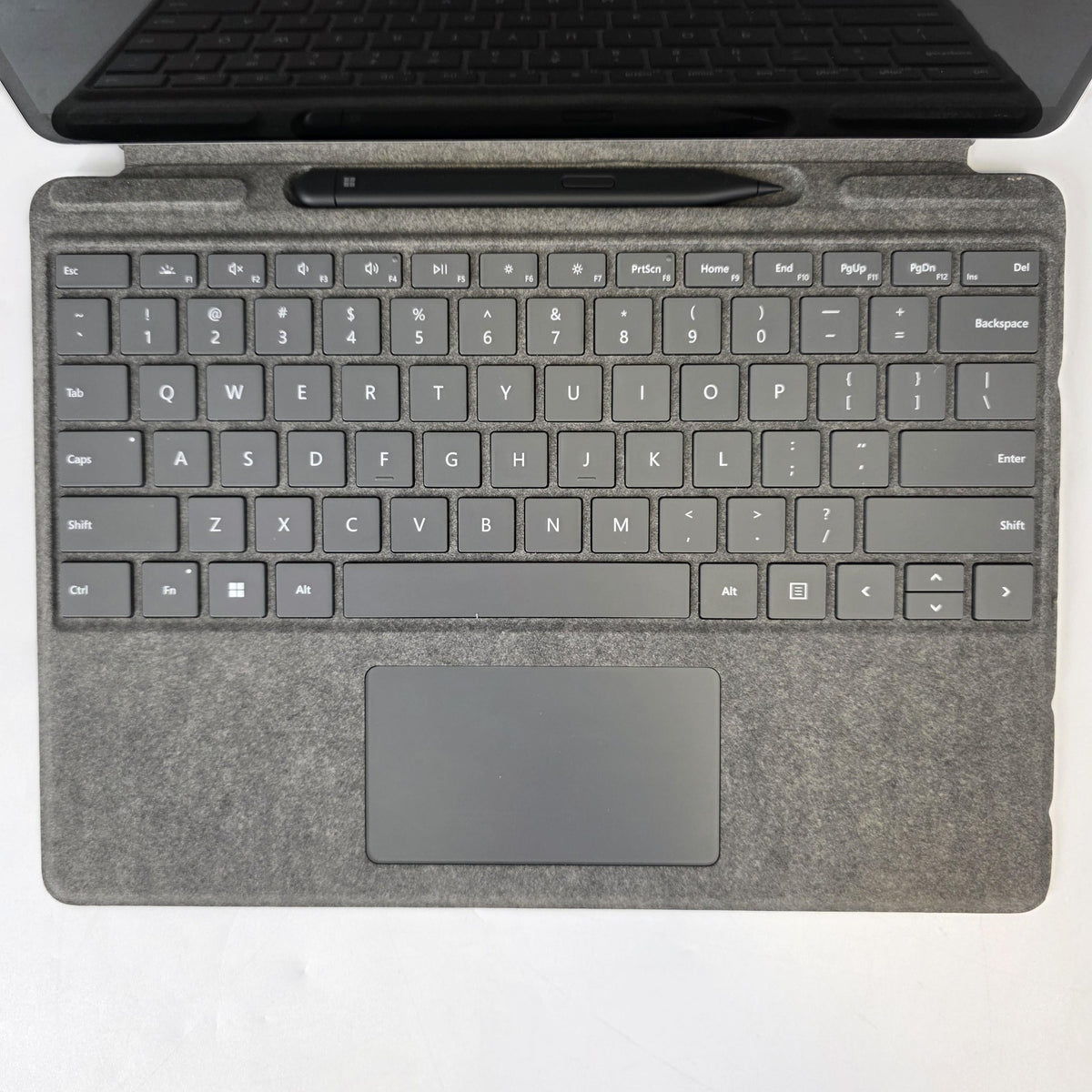 Microsoft Surface Pro 9 13 Platinum WiFi 3.0 GHz Intel Core i5 12th Gen. 8GB RAM 128GB Solid State Drive