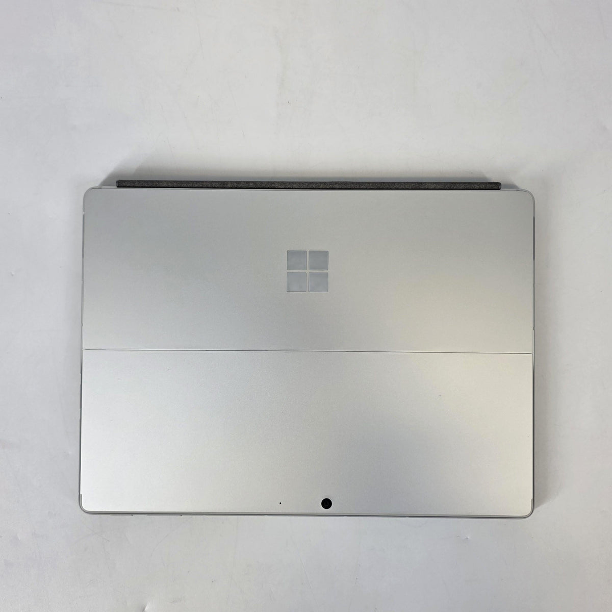 Microsoft Surface Pro 9 13 Platinum WiFi 3.0 GHz Intel Core i5 12th Gen. 8GB RAM 128GB Solid State Drive