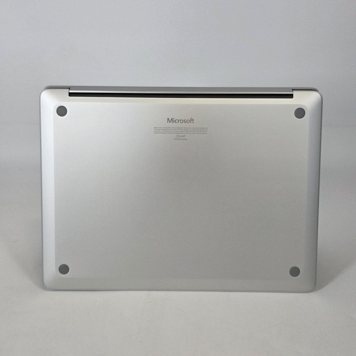 Microsoft Surface Laptop 7 13.8 Platinum WiFi 3.4 GHz Qualcomm Snapdragon X Plus 16GB RAM 256GB Solid State Drive
