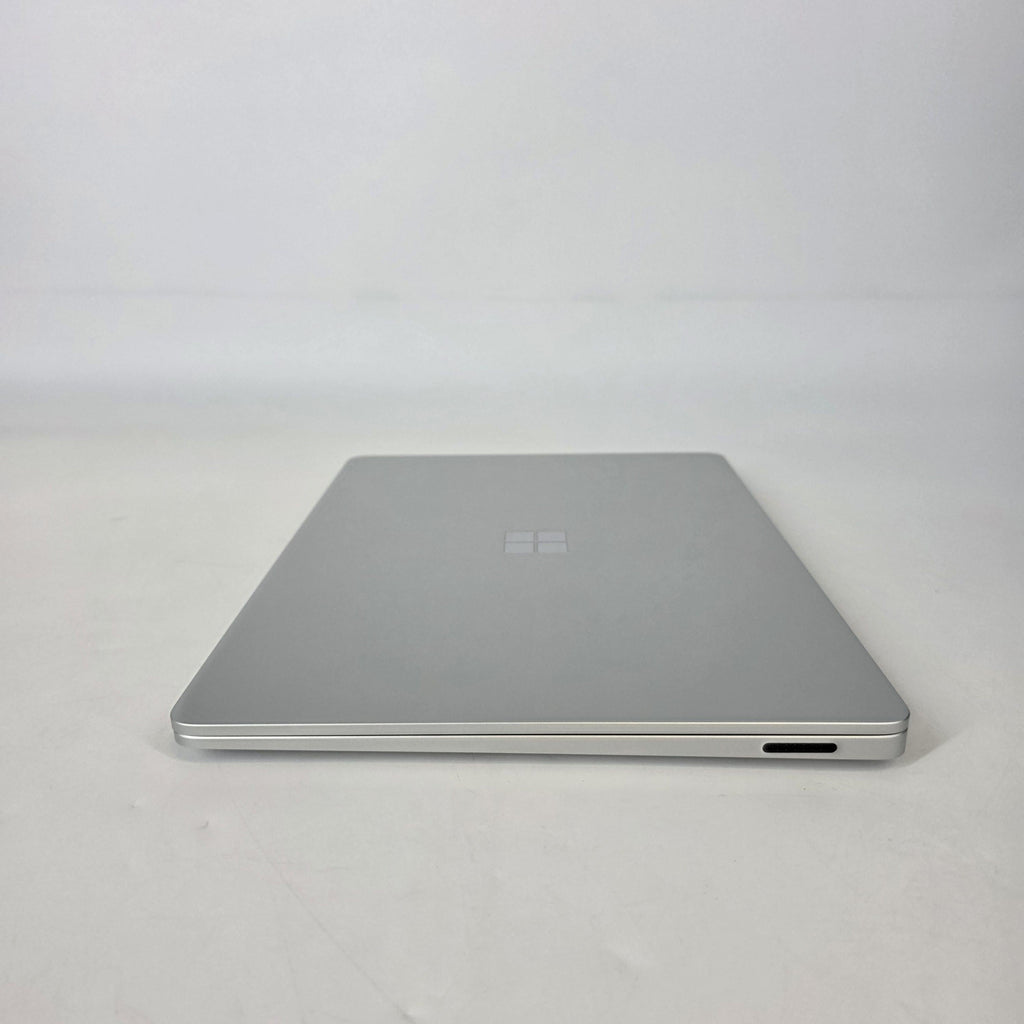 Microsoft Surface Laptop 7 13.8 Platinum WiFi 3.4 GHz Qualcomm Snapdragon X Plus 16GB RAM 256GB Solid State Drive