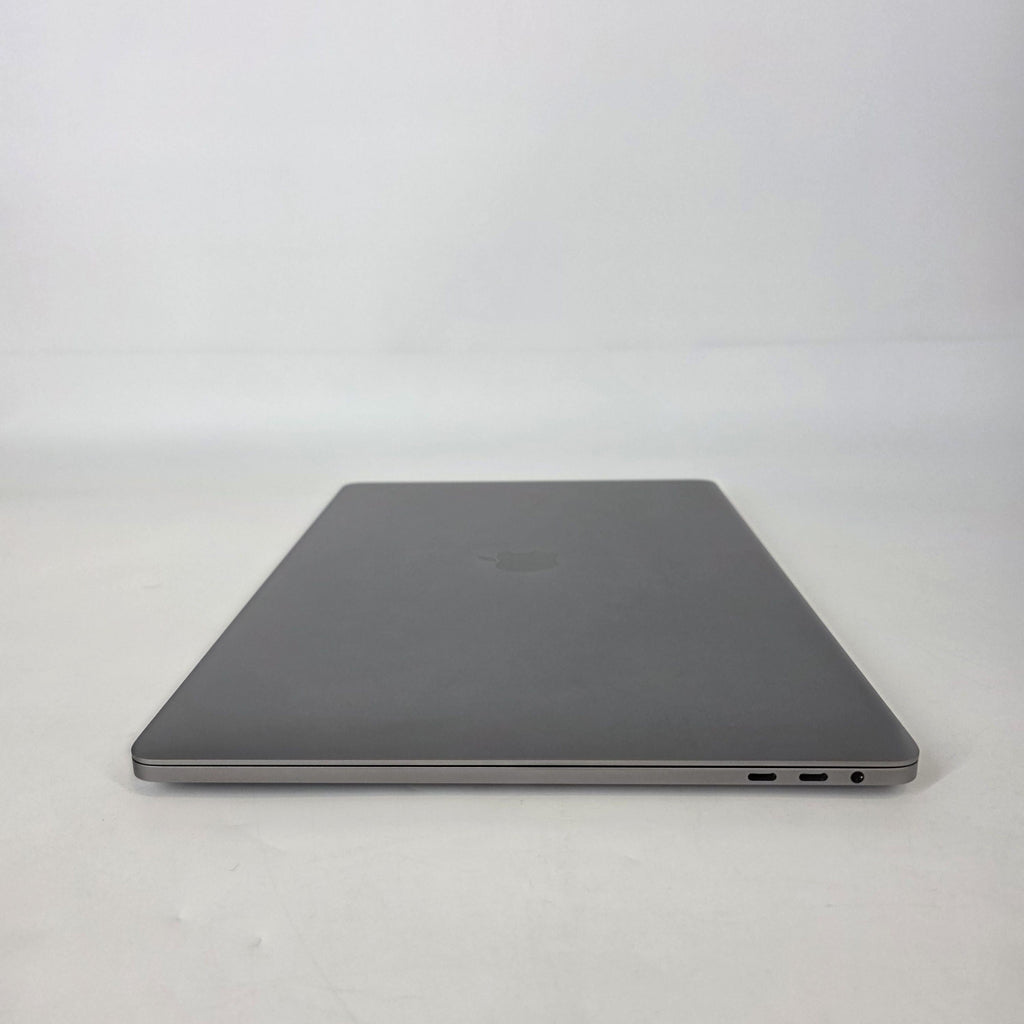 MacBook Pro 15 Touch Bar 2017 Space Gray 2.8 GHz Intel Core i7 7th Gen. 16GB RAM 2TB Solid State Drive AMD Radeon Pro 560 4 GB