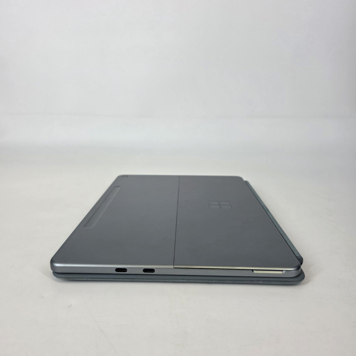 Microsoft Surface Pro 12 Gray WiFi 3.3 GHz Qualcomm Snapdragon X Plus 16GB RAM 512GB UniversalFlashStorage