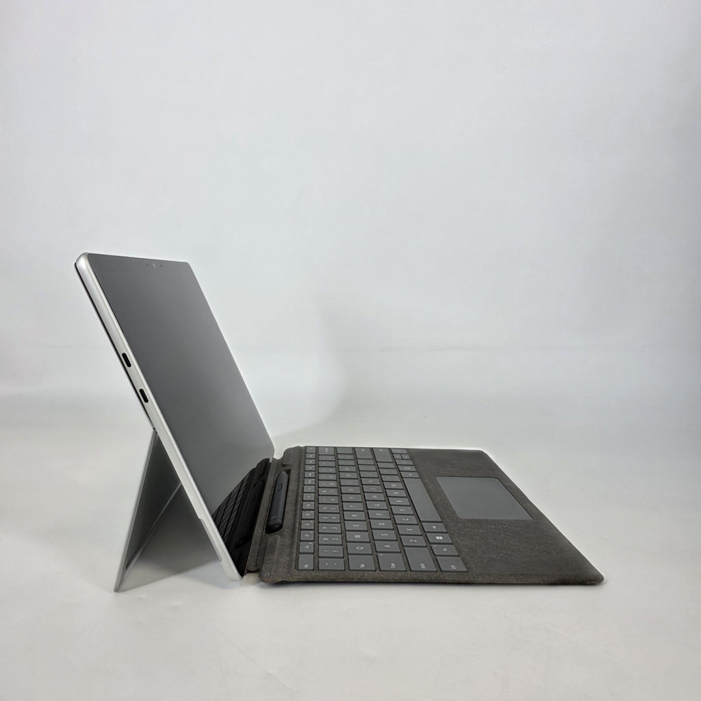 Microsoft Surface Pro 9 13 Platinum WiFi 2.5 GHz Intel Core i5 12th Gen. 8GB RAM 256GB Solid State Drive