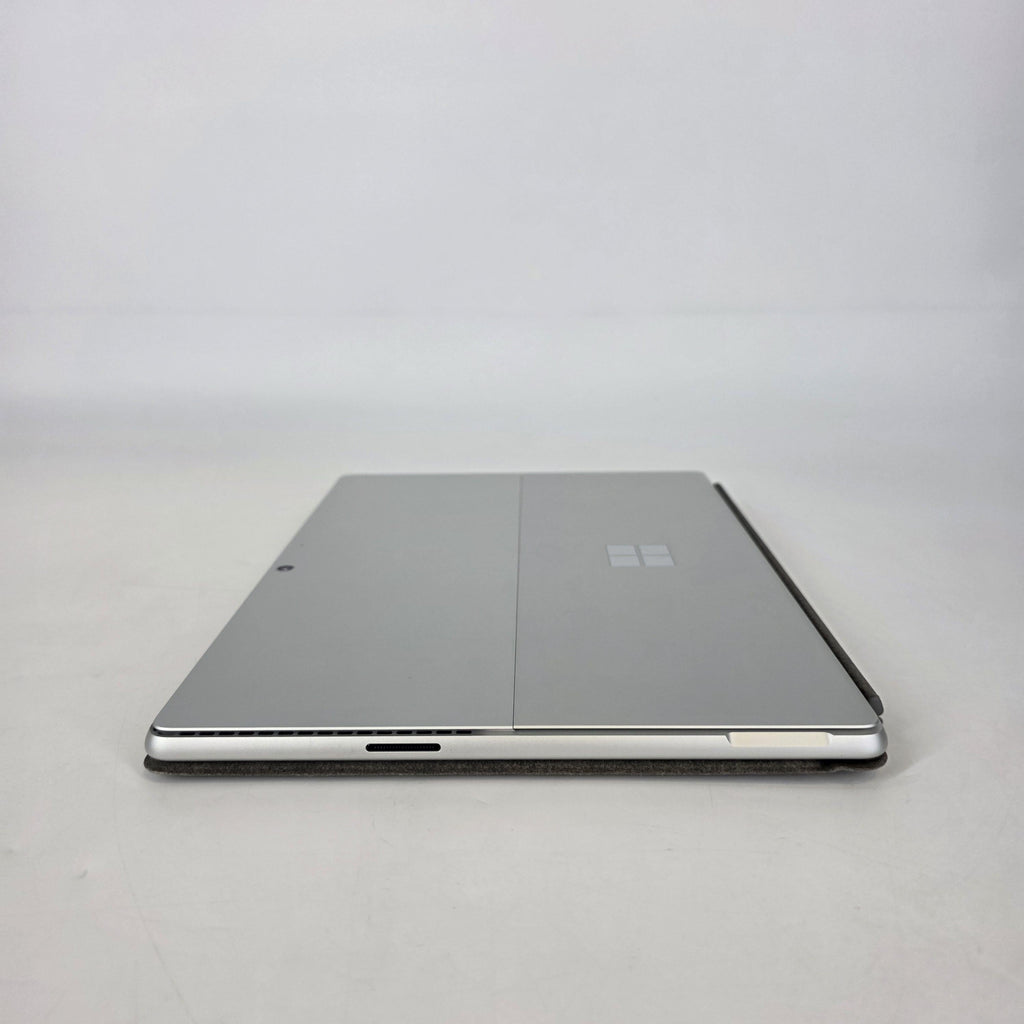 Microsoft Surface Pro 9 13 Platinum WiFi 2.5 GHz Intel Core i5 12th Gen. 8GB RAM 256GB Solid State Drive