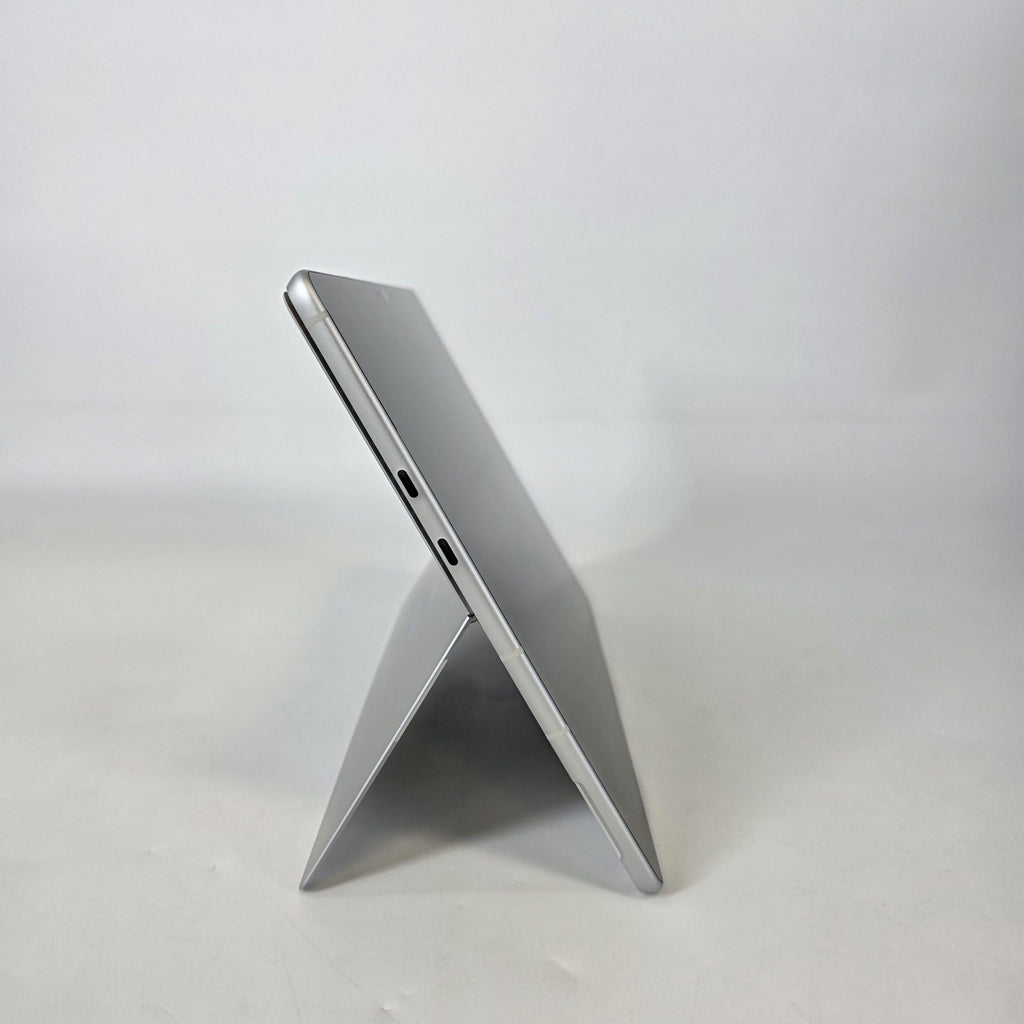 Microsoft Surface Pro 11 13 Silver Unlocked 3.4 GHz Qualcomm Snapdragon X Plus 16GB RAM 256GB Solid State Drive