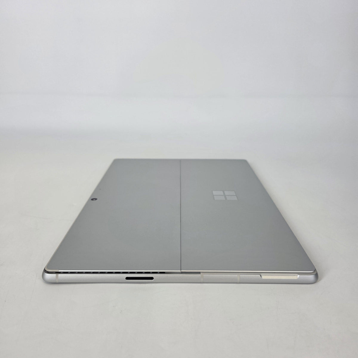 Microsoft Surface Pro 11 13 Silver Unlocked 3.4 GHz Qualcomm Snapdragon X Plus 16GB RAM 256GB Solid State Drive