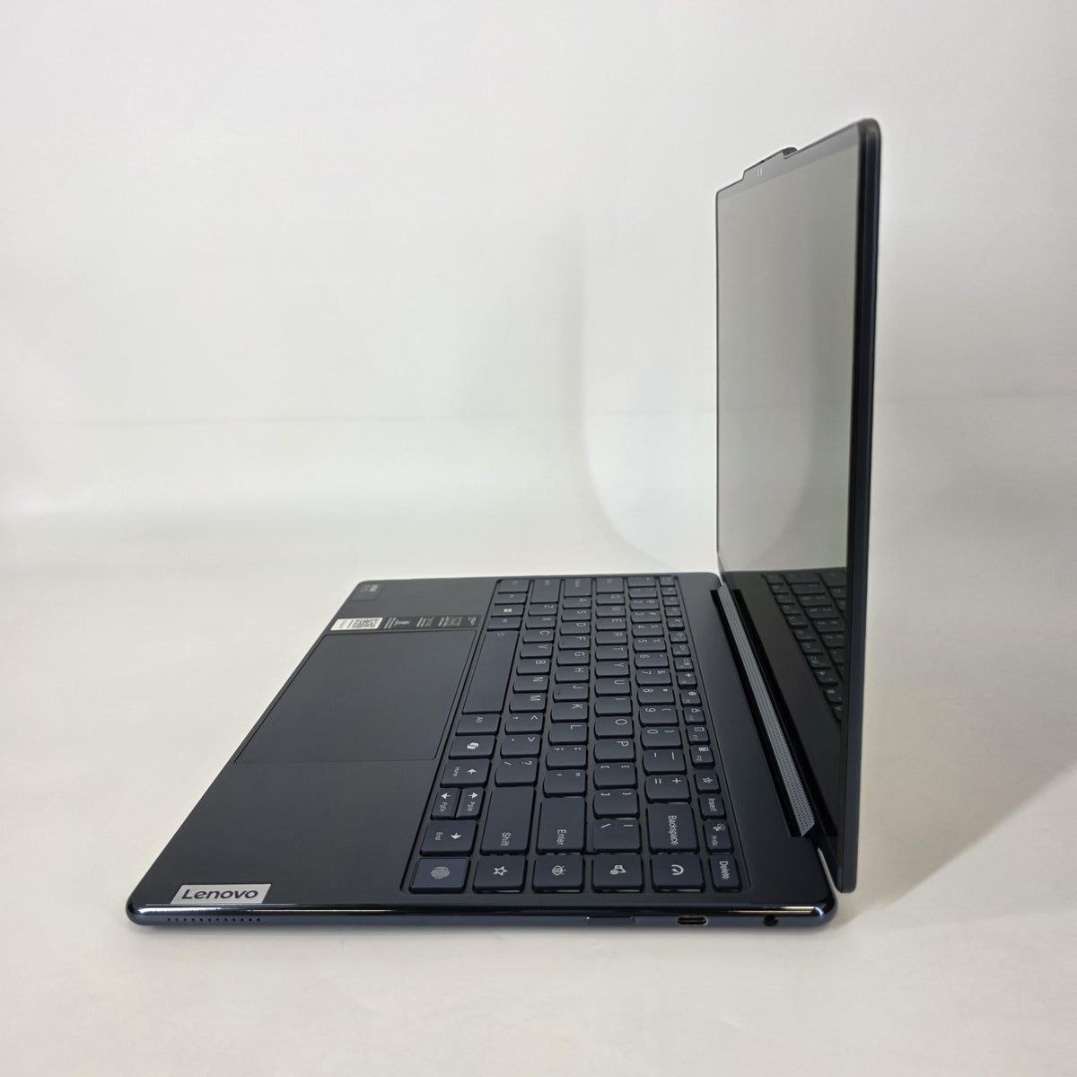 Lenovo Yoga 9i 14 Blue 1.4 GHz Intel Core Ultra 7 16GB RAM 1TB Solid State Drive