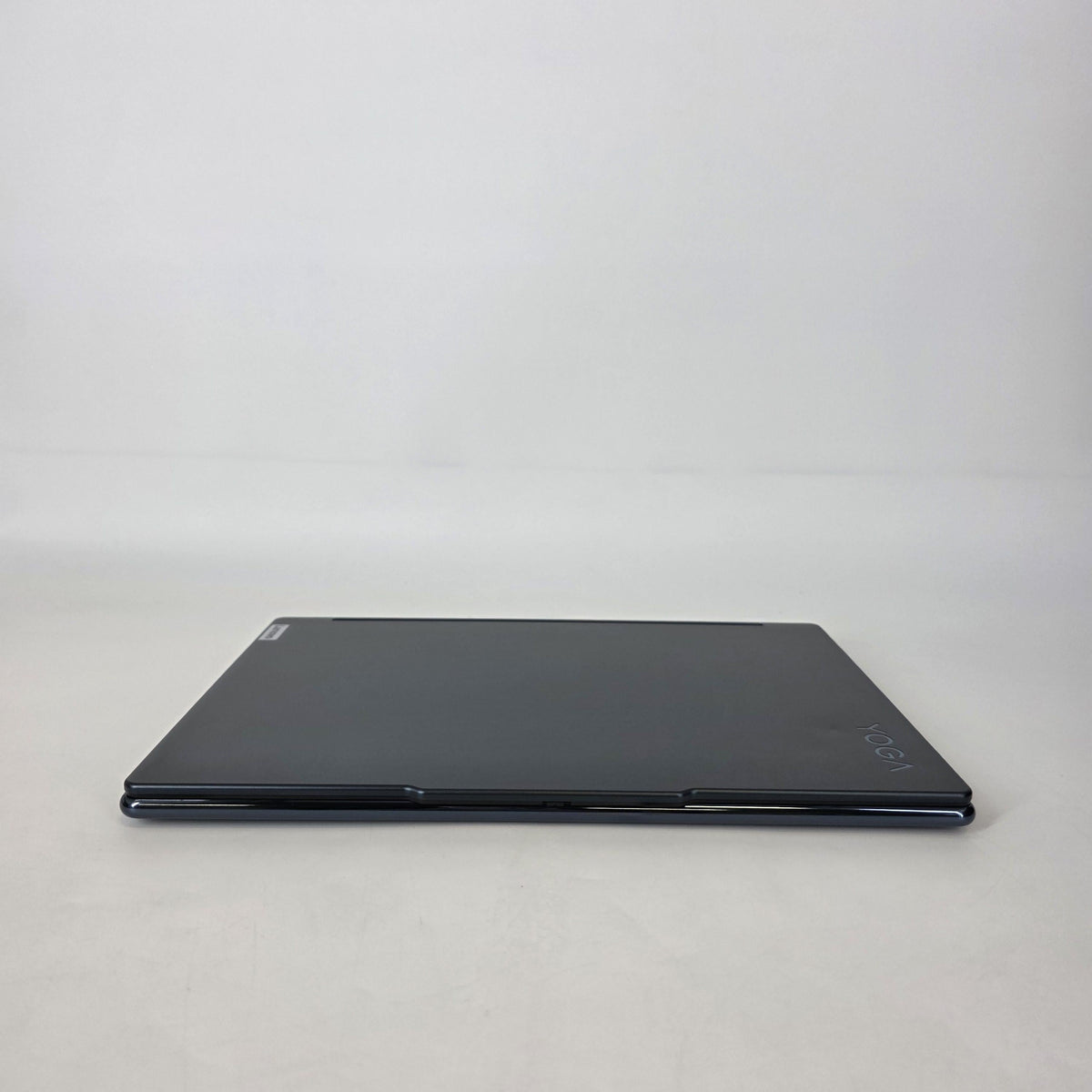 Lenovo Yoga 9i 14 Blue 1.4 GHz Intel Core Ultra 7 16GB RAM 1TB Solid State Drive