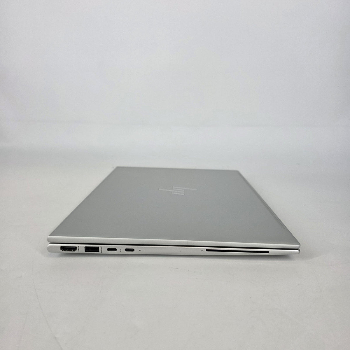 HP Elitebook 840 G9 14 Silver 1.8 GHz Intel Core i7 12th Gen. 32GB RAM 512GB Solid State Drive
