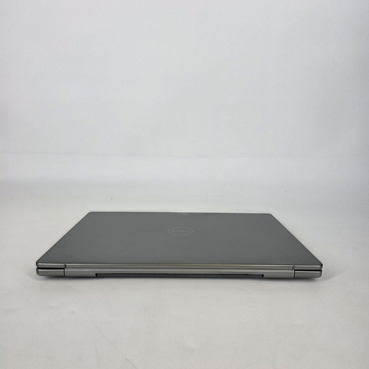 Dell Latitude 7455 14 Gray 3.42 GHz Qualcomm Snapdragon X Elite 32GB RAM 512GB Solid State Drive