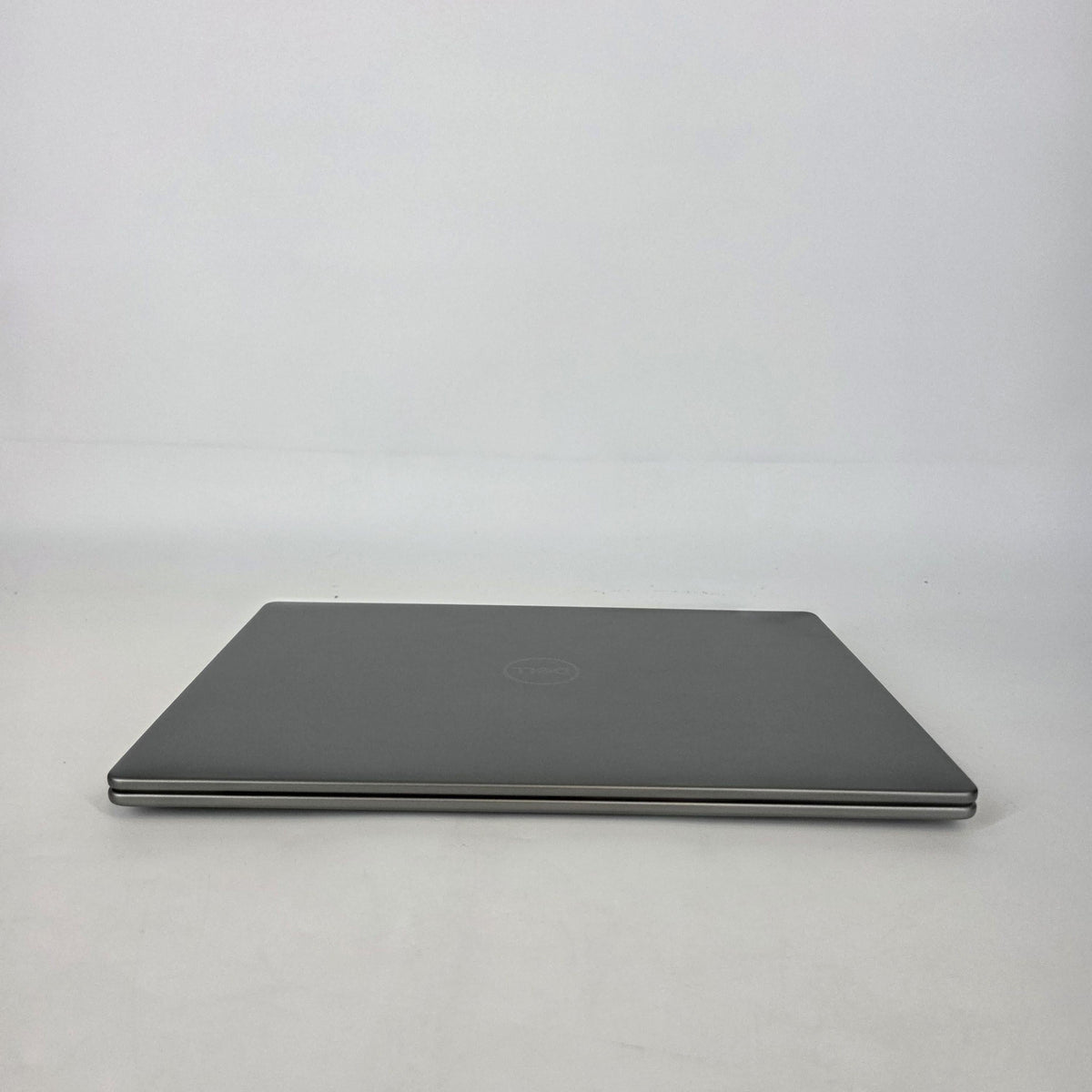 Dell Latitude 7455 14 Gray 3.42 GHz Qualcomm Snapdragon X Elite 32GB RAM 512GB Solid State Drive
