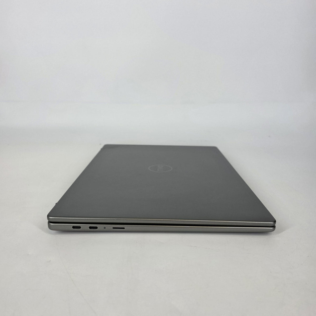 Dell Latitude 7455 14 Gray 3.42 GHz Qualcomm Snapdragon X Elite 32GB RAM 512GB Solid State Drive