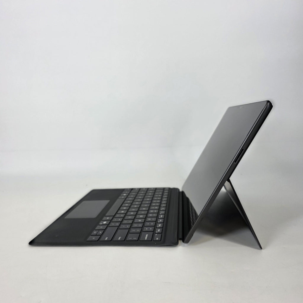 Surface Pro 9 13 Graphite WiFi 2.5 GHz Intel Core i5 12th Gen. 16GB RAM 256GB Solid State Drive